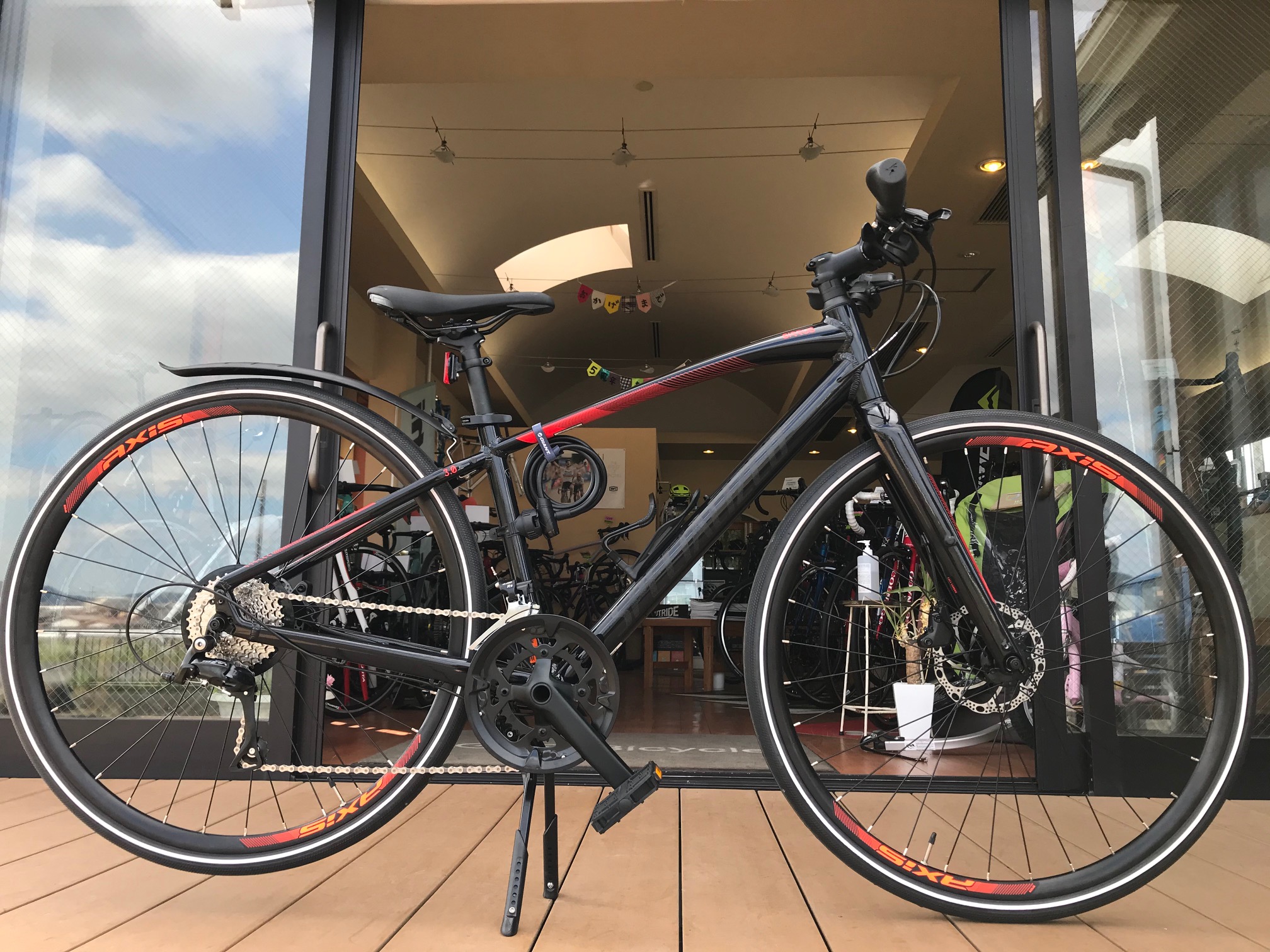 4/25 SPECIALIZED SIRRUS 3.0 | LOKO Bicycle