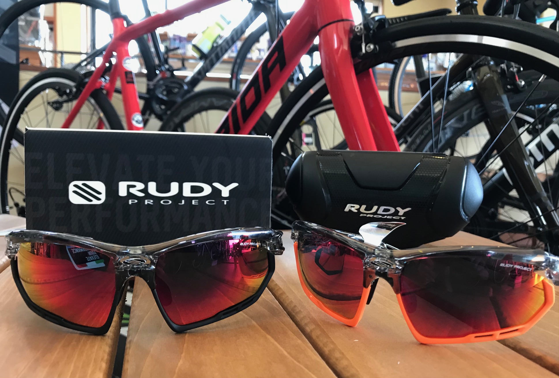 それにより ルディプロジェクト(RUDYPROJECT) ロードバイク 自転車